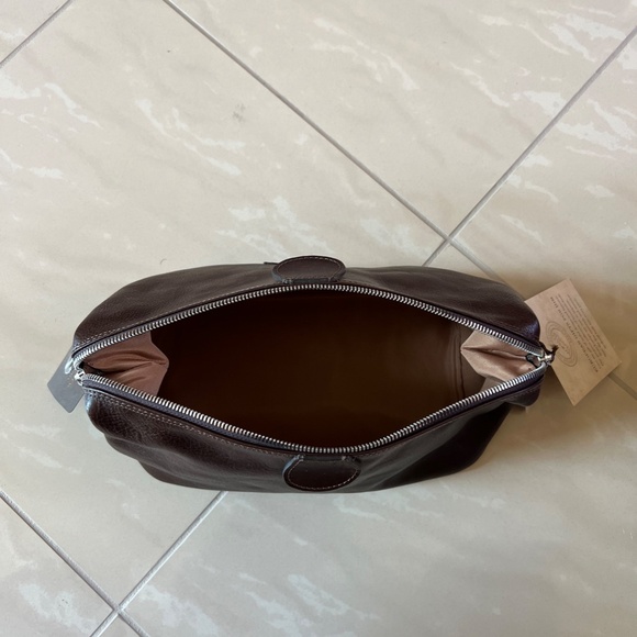 #2222 BRAND NEW Old Angler Leather Duffel Bag & Terrida Luxury Toiletry Case - Picture 12 of 14